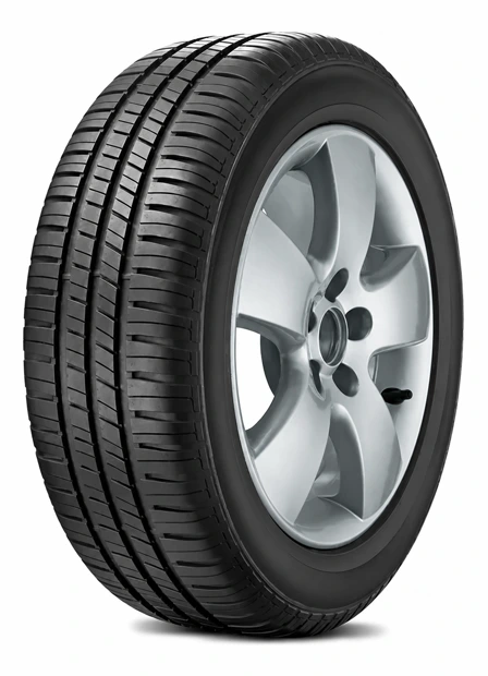 Passenger car tire 185/65 R15